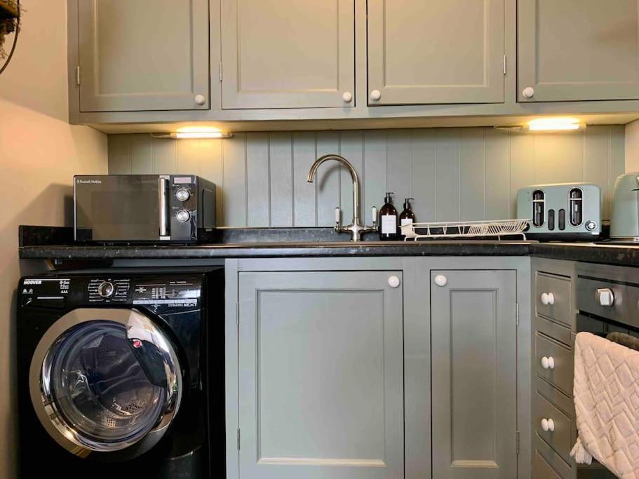 The Nest, Central Ludlow One Bed Apartment 外观 照片