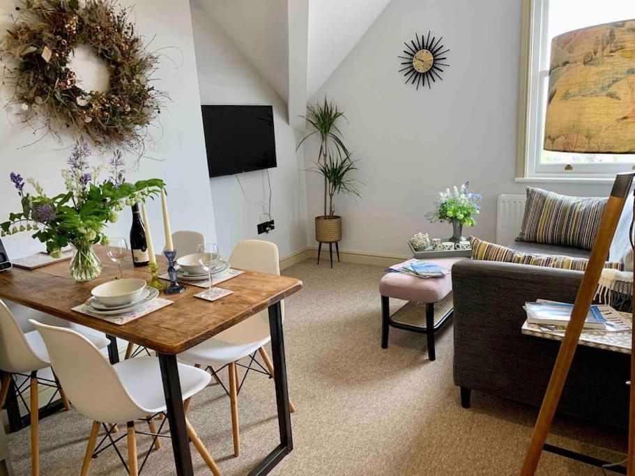 The Nest, Central Ludlow One Bed Apartment 外观 照片